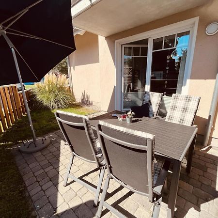 Ferienwohnung Blue In Born Exteriör bild