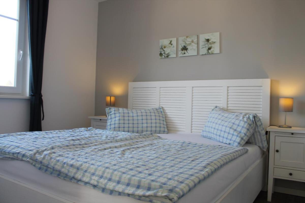 Ferienwohnung Blue In Born Exteriör bild